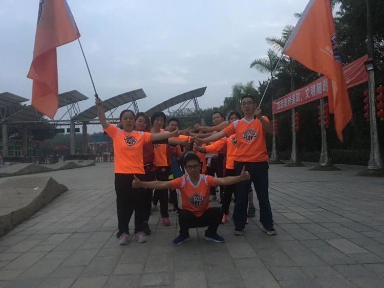 相逢是歌相聚是缘你我同行下句,相逢是缘相聚是情诗