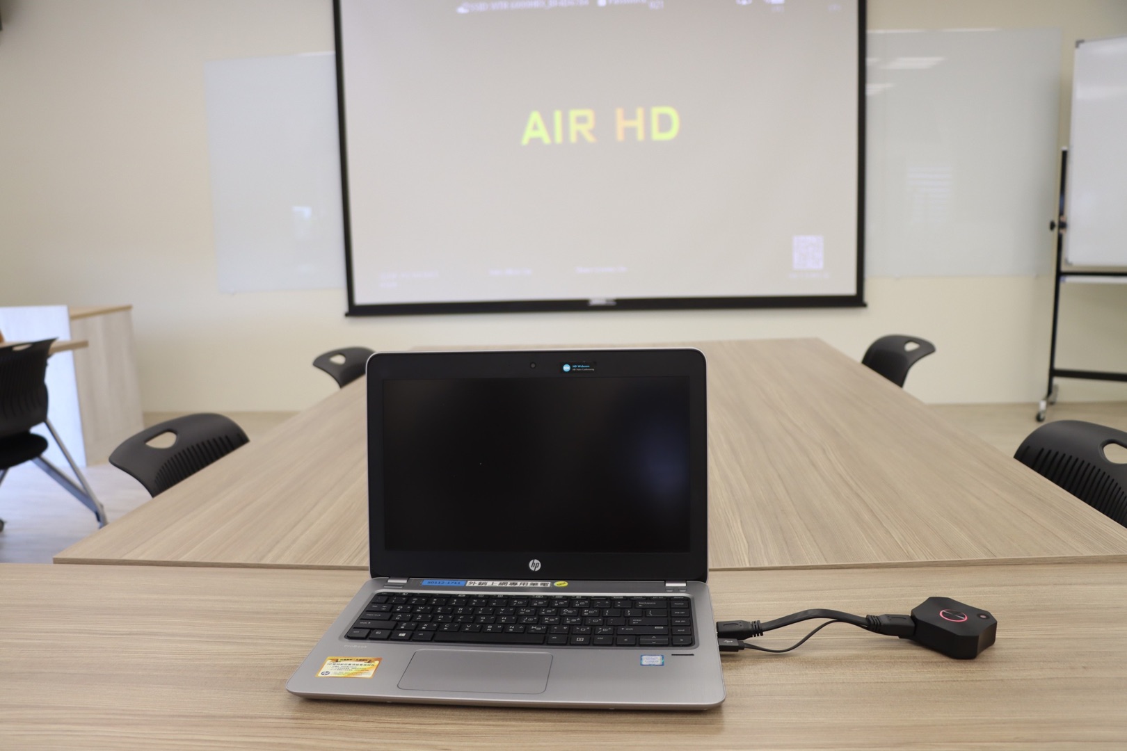 笔记本电脑无线投屏到投影仪,极米投影仪怎么用电脑无线投屏