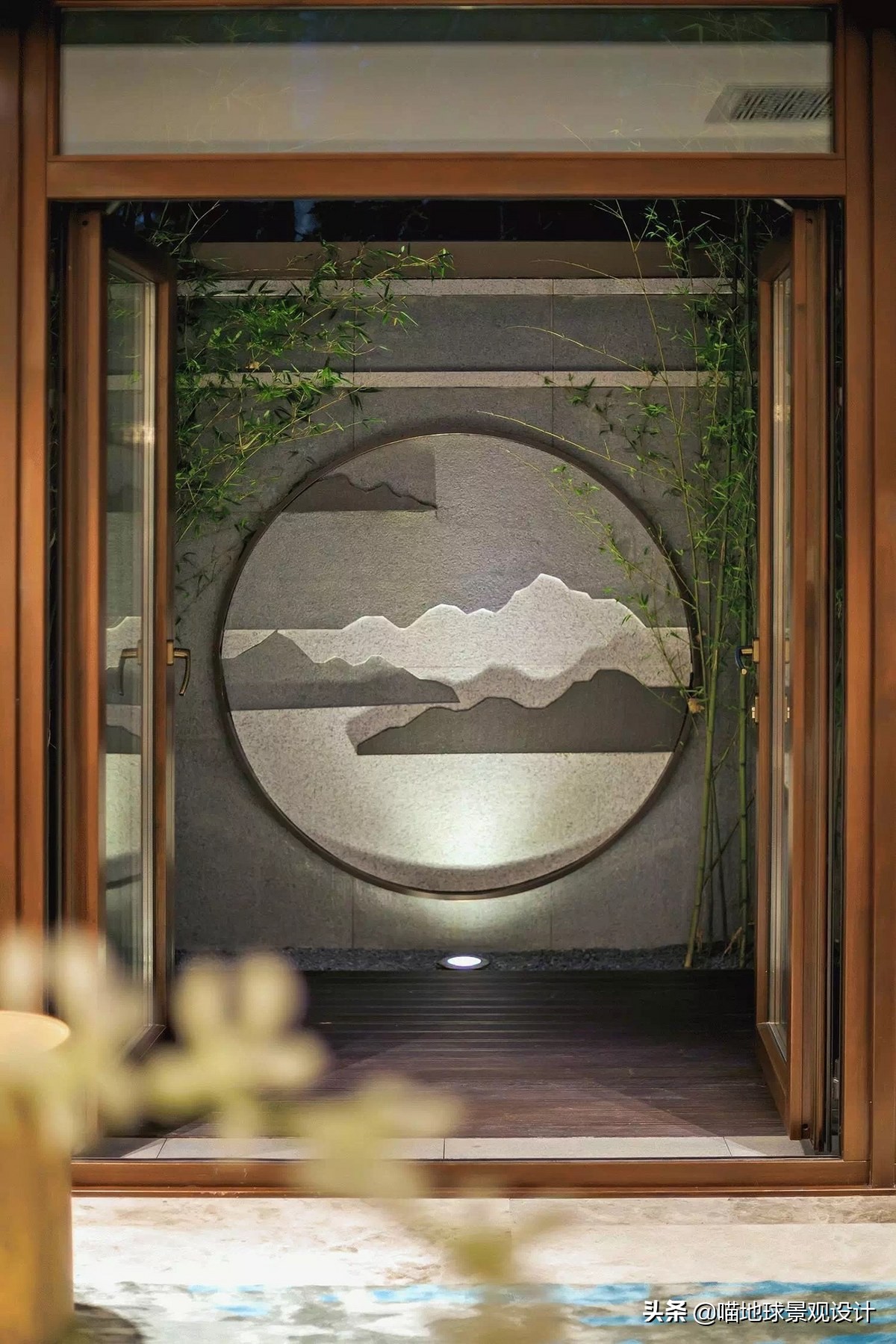 景墙圆形造型价格,简洁欧式庭院景观墙设计