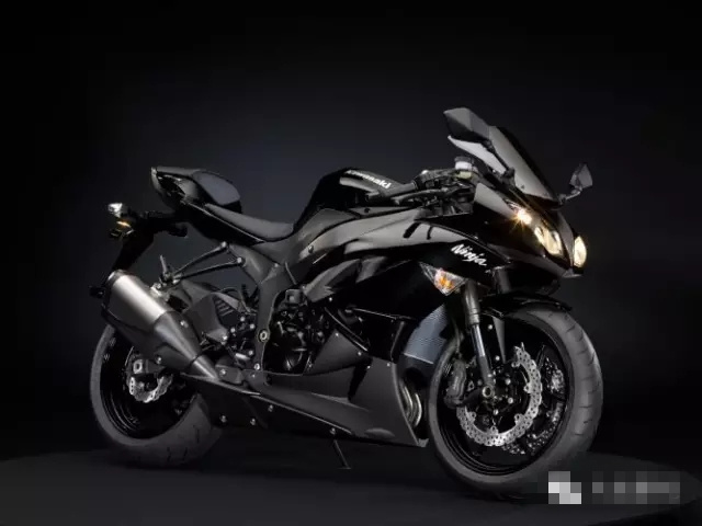 川崎kawasakizx-10r,2004年川崎zx-6r科普