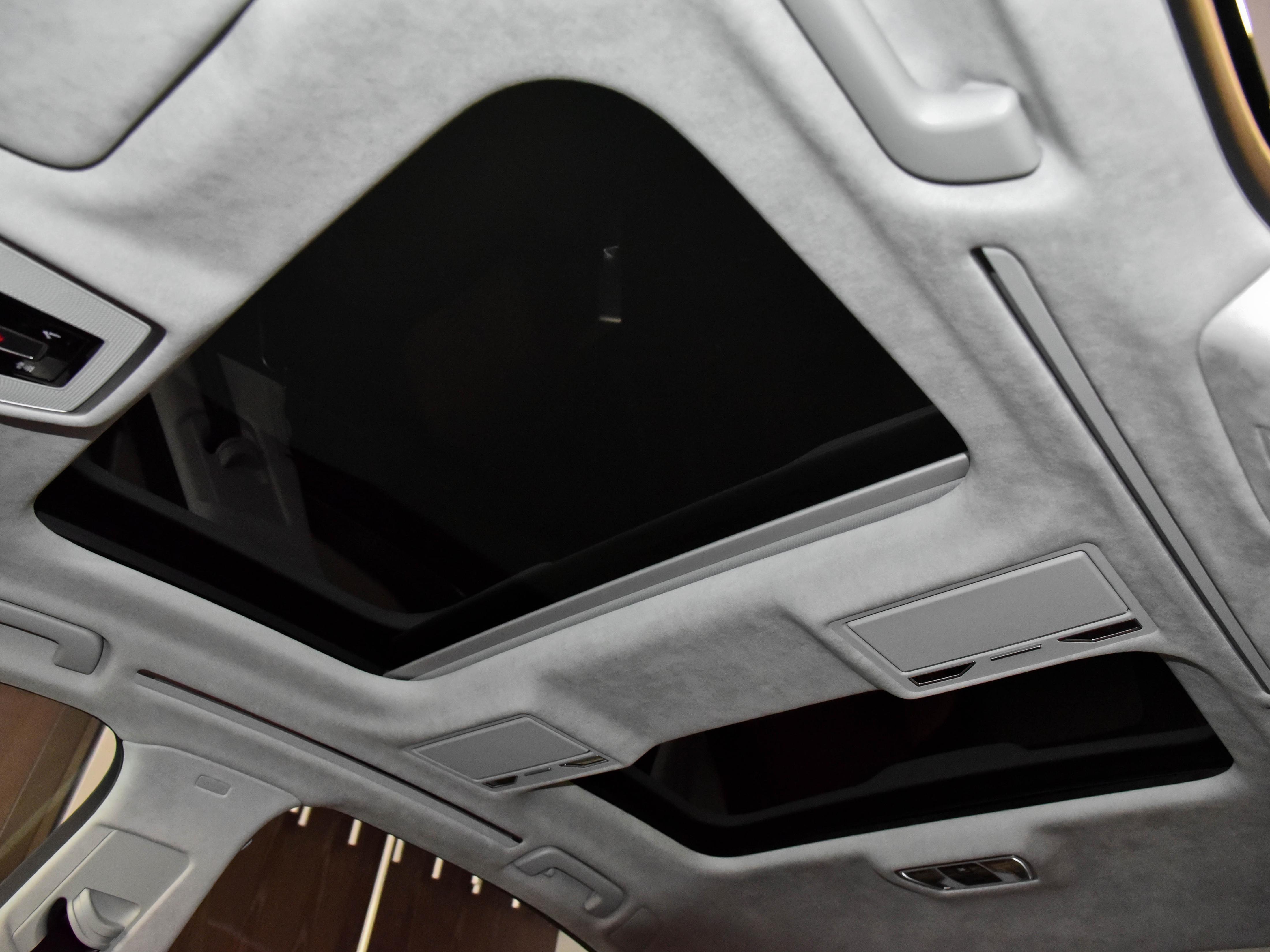 2019款顶级豪华四座奥迪a8,最经典一款奥迪a8