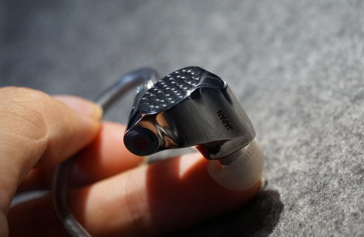 一万块钱的音响音质有多好,一万块耳机音质