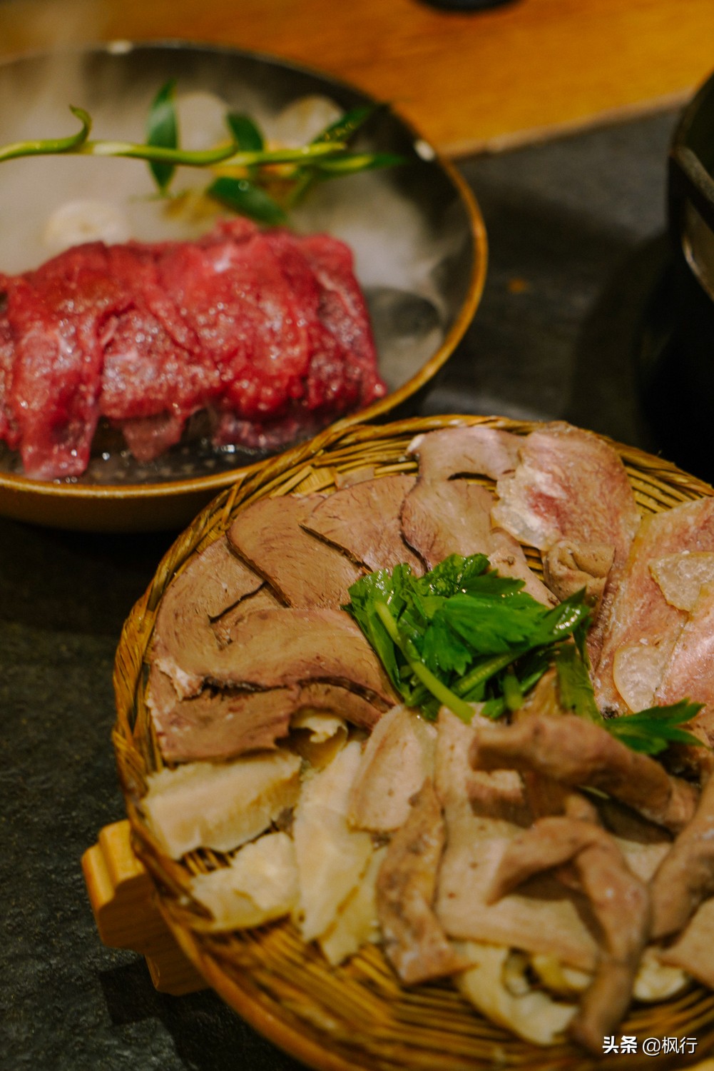 北方气候干燥不适合吃辣,冬天适合吃什么不辣的火锅