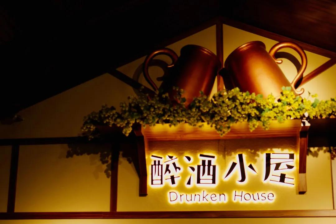 青岛即可以看海还能吃海鲜的地方,去青岛吃好海鲜看大海心情自然好