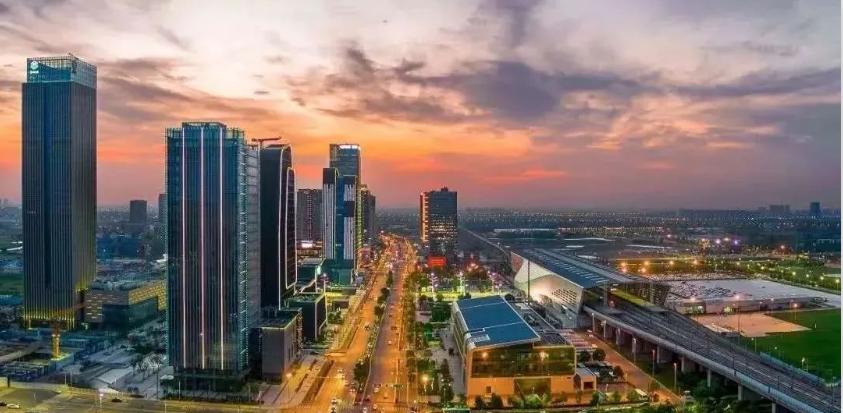 最新！高铁新城“巨无霸”楼盘进度曝光！看完直接惊呆