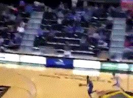 野球场打篮球应该怎么打,野球场遇到脏动作怎么办