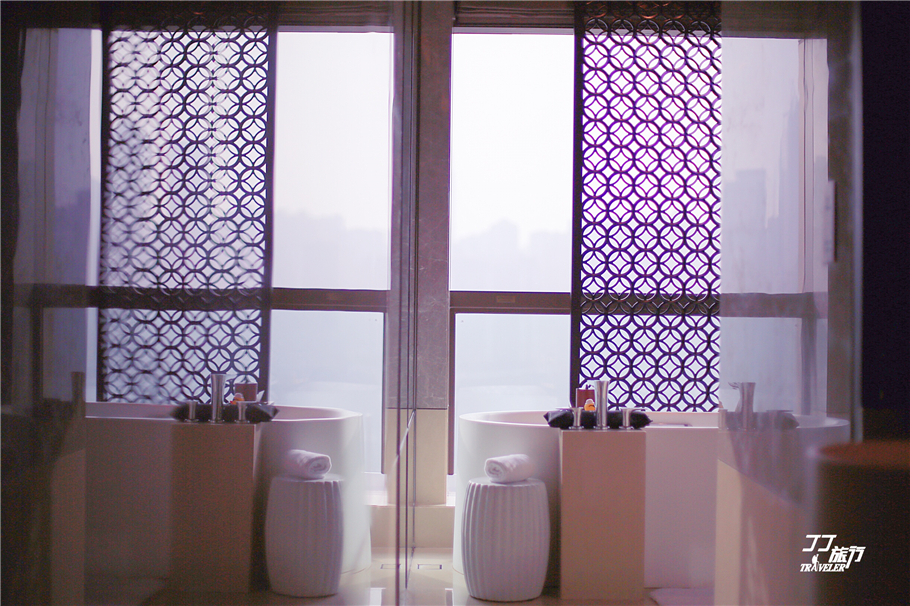 重庆可以晚上看到洪崖洞的酒店,重庆洪崖洞丽晶酒店