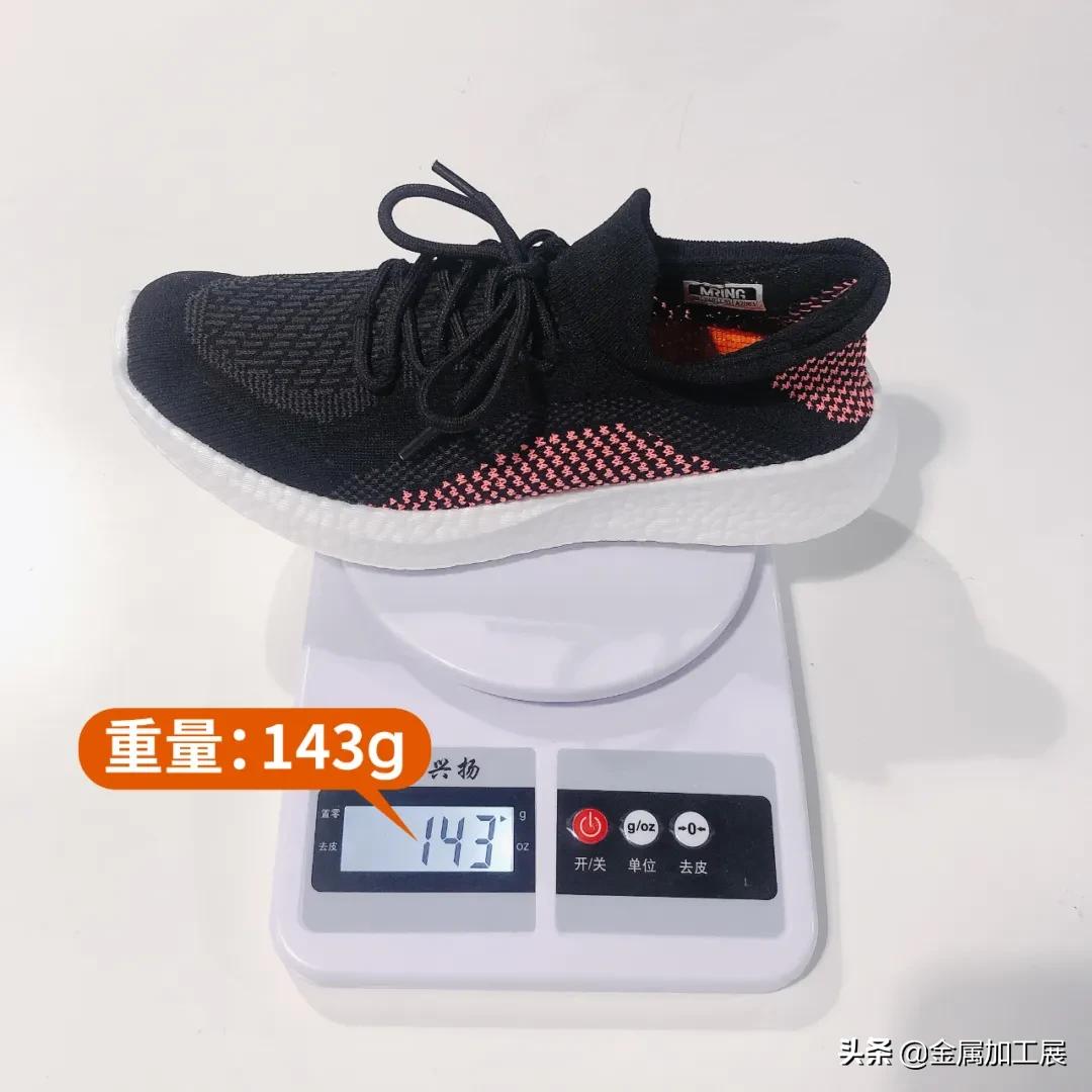 踩屎感最强的运动鞋,踩屎感软底耐磨运动鞋