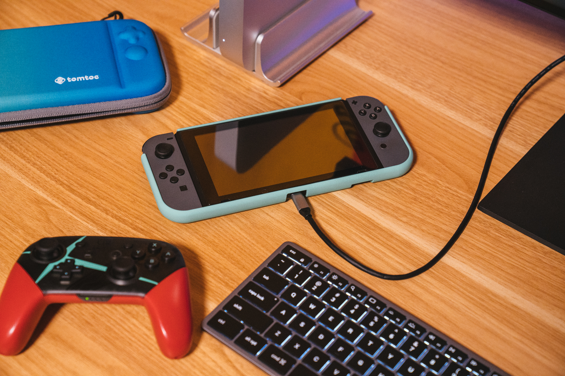 switch鏄剧ず鍣╟force,鏀寔switch涓绘満妯″紡鐨勬樉绀哄櫒