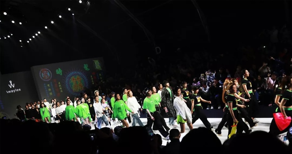 时装周时尚博主,巴黎时装周时尚博主