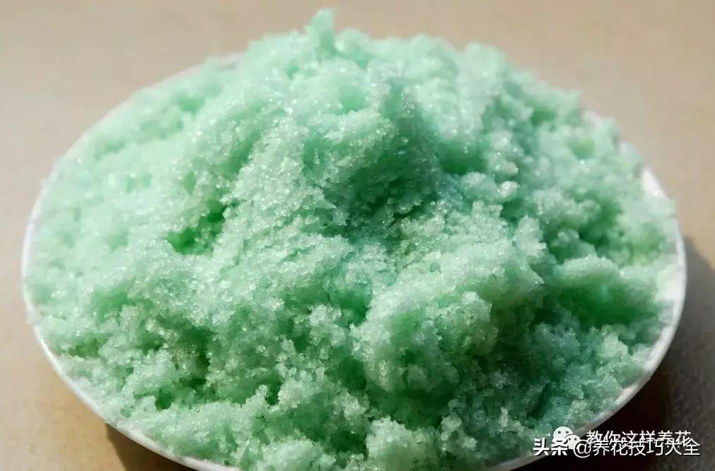 花土是碱性用什么肥,怎么知道花土是酸性还是碱性