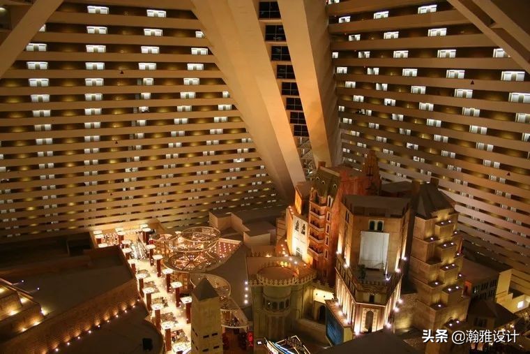 金字塔，巴黎铁塔，威尼斯，这就是主题酒店之都是拉斯维加斯原因