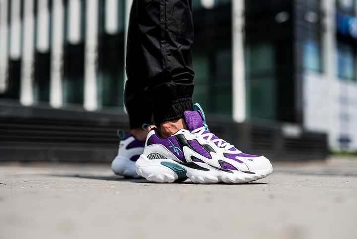 reebok锐步鞋纯黑色,锐步reebok篮球鞋怎么样