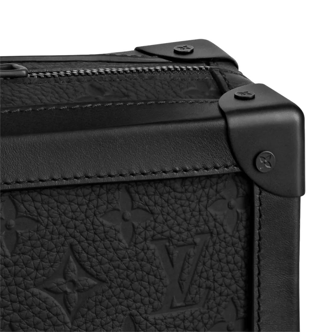 Louis Vuitton | 以传奇行李箱 Trunk 为灵感的3款奢华小包
