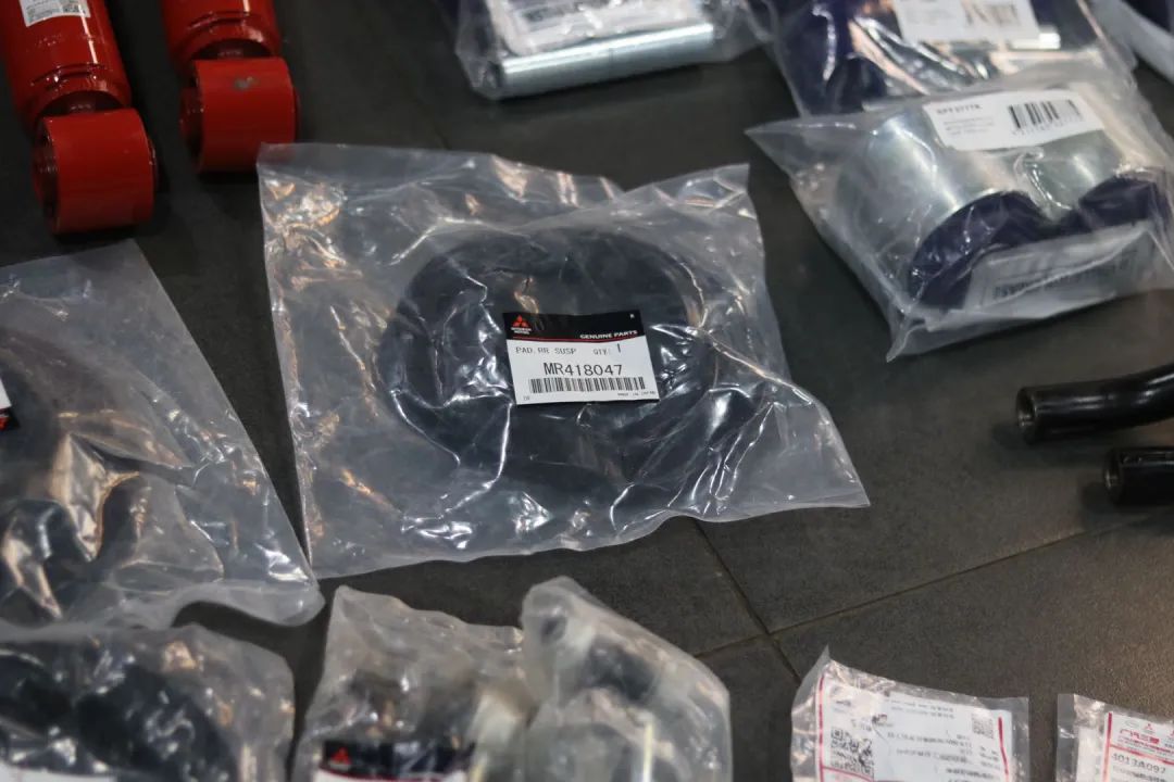 老车修复：翻新一辆破旧不堪的帕杰罗V93，还想再战十年工地