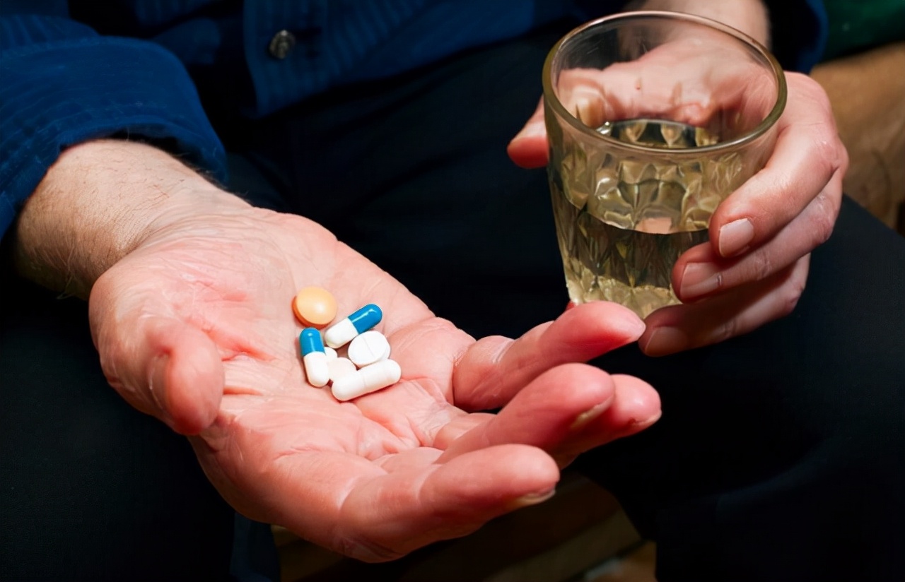 救心丸关键时刻能救命吗,速效救心丸在急救时的用量