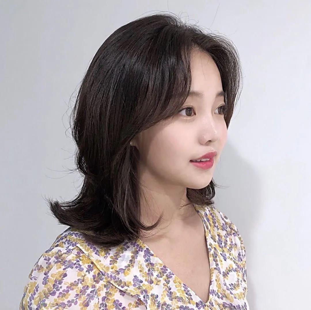 圆脸适合的发型,圆脸适合的发型男孩