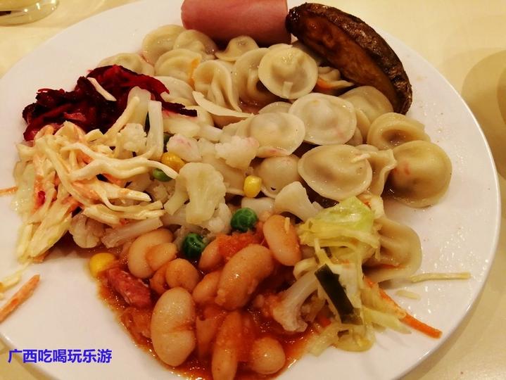 为何俄罗斯酒店的床都很小,俄罗斯晚上酒店