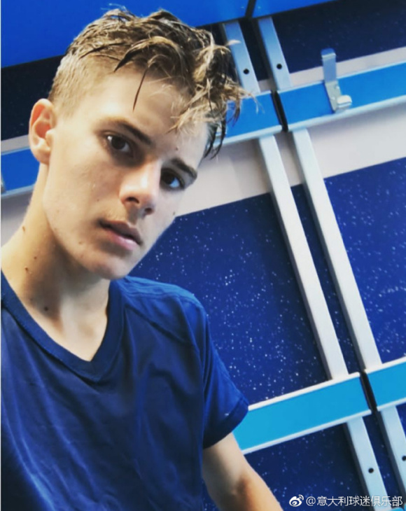 marco意大利足球运动员,意大利最帅的足球运动员