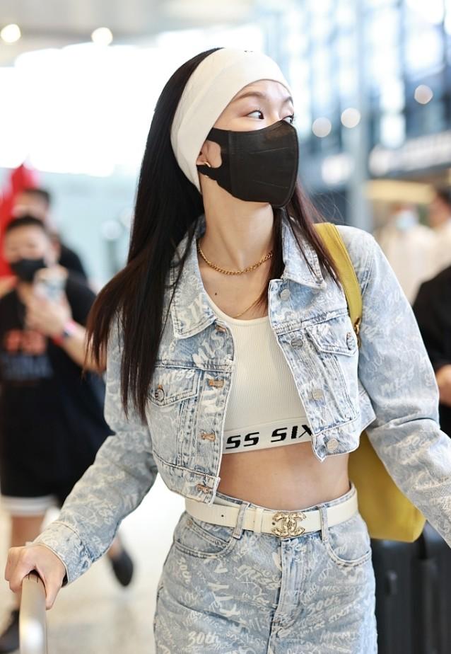 32岁文咏珊视频,文咏珊20岁装扮