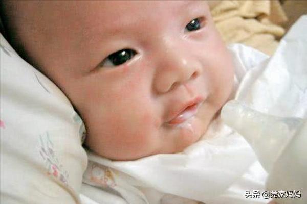 新生儿常见的护理问题,新生儿前15天的日常护理