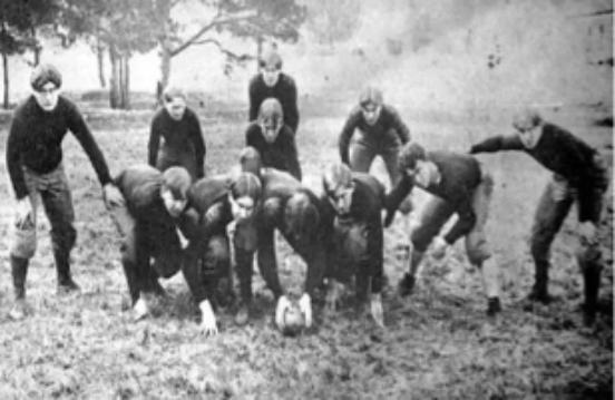 快get百搭卫衣穿出时髦和前卫,怎么把颜色鲜亮的卫衣穿出时尚感