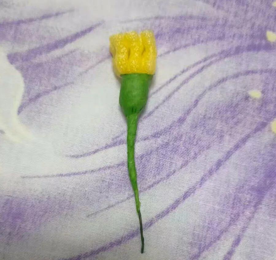 废物利用做鲜花礼盒,绿茶瓶废物利用做花