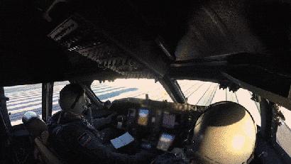 28个轮胎的客机,世界上最大的飞机16个发动机