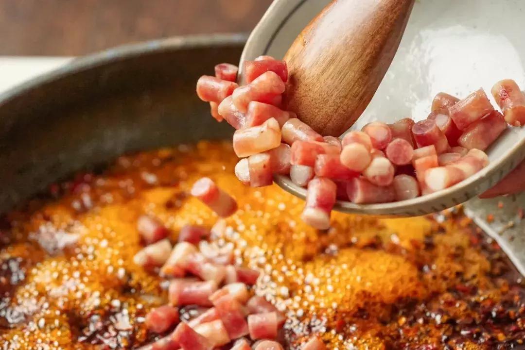 什么东西炒腊肠拌饭好吃,无敌下饭的腊肠酱