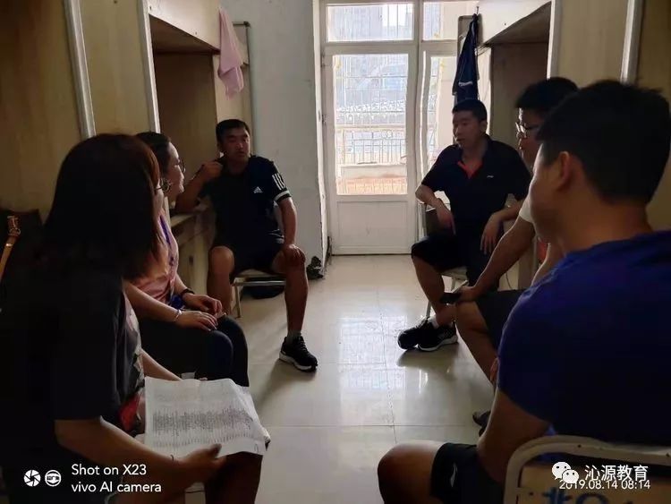 心怀篮球梦圆梦在铜仁——沁源县姚基金冠*队军**频获喜讯