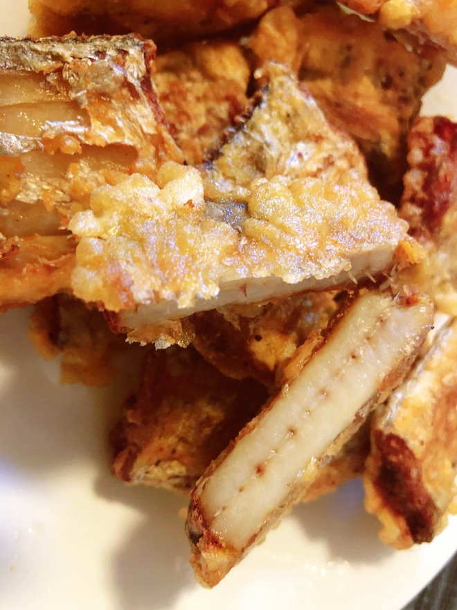 炸鱼面糊怎么调最简单的,炸鱼面糊用面粉怎么调