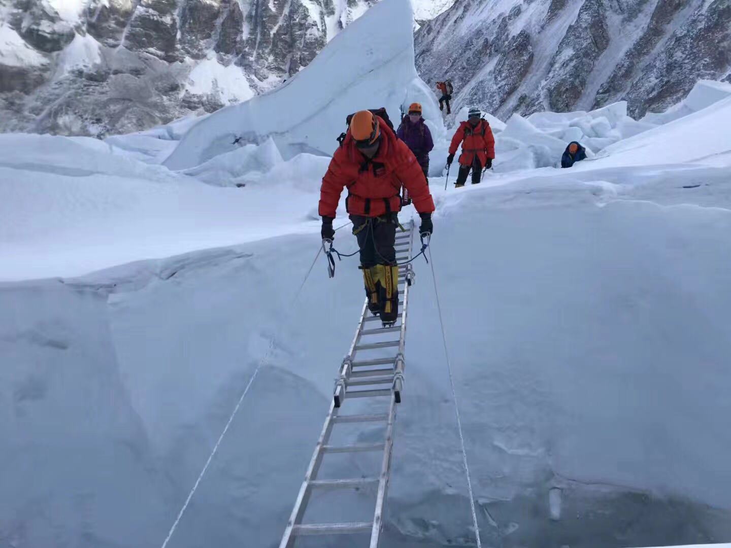 登顶珠峰第一人,山西登顶珠峰第一人