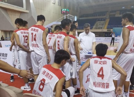 十三岁天才控卫和郭艾伦,u19国青男篮世青赛郭艾伦