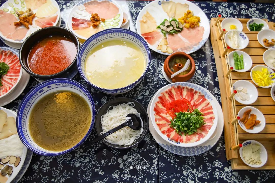 曲靖200一碗的过桥米线,曲靖高端过桥米线