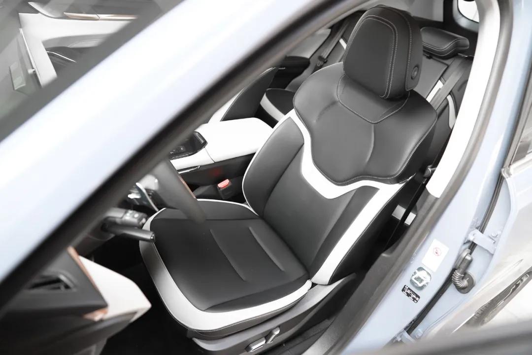 哈弗h6三代2.0t与长安cs75plus2.0,h6哈弗3.0t