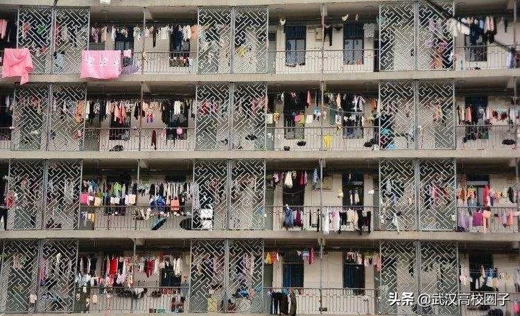 湖北中医药大学，是湖北省唯一一所高等中医药本科院校