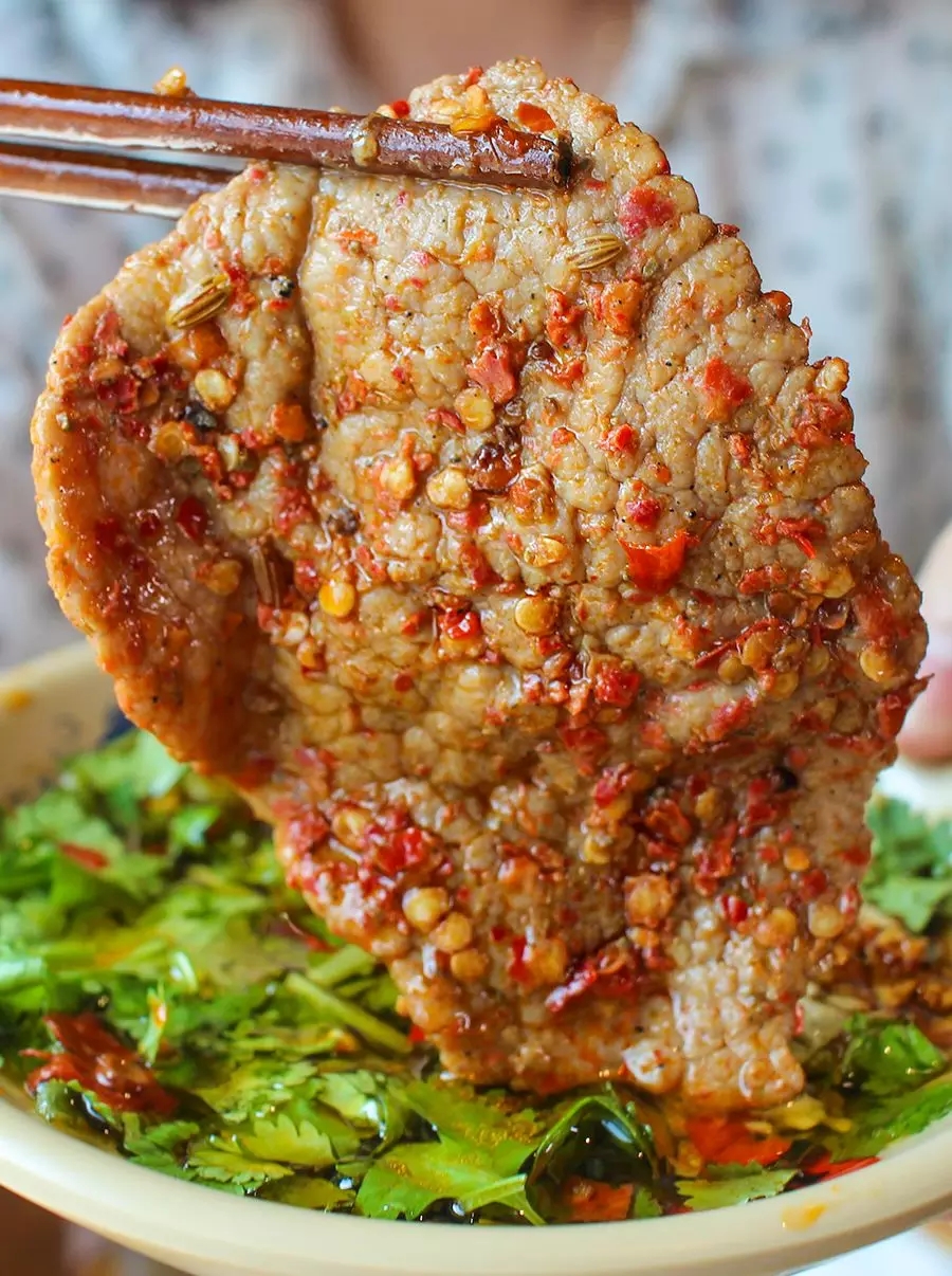 刘一手火锅对比朝天门火锅,川中渝夫火锅与刘一手火锅