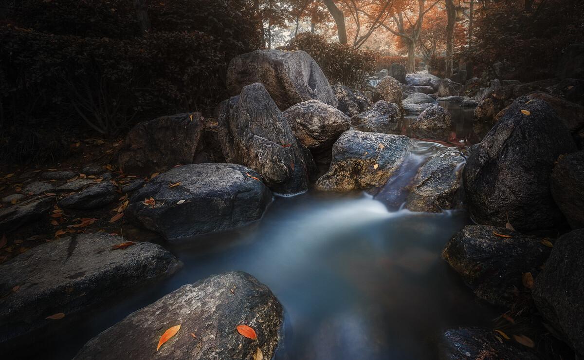 探秘现实中的水下龙宫神秘又辉煌,中国最灵的龙宫在哪里