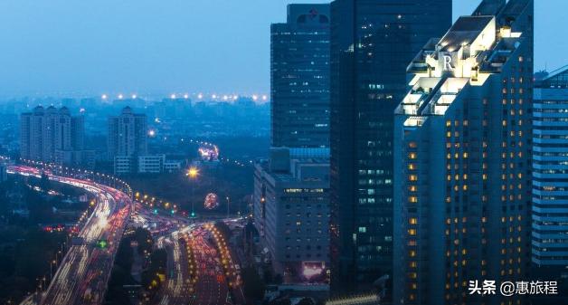 扬子江酒店自助餐,上海扬子江大酒店团购套餐