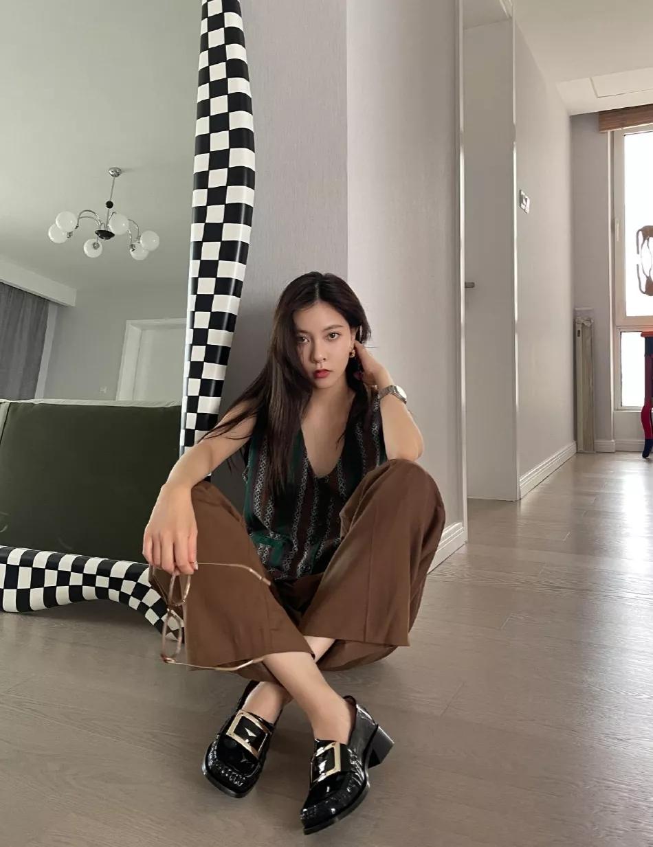 rogervivier浅灰色,rogervivier全部款式