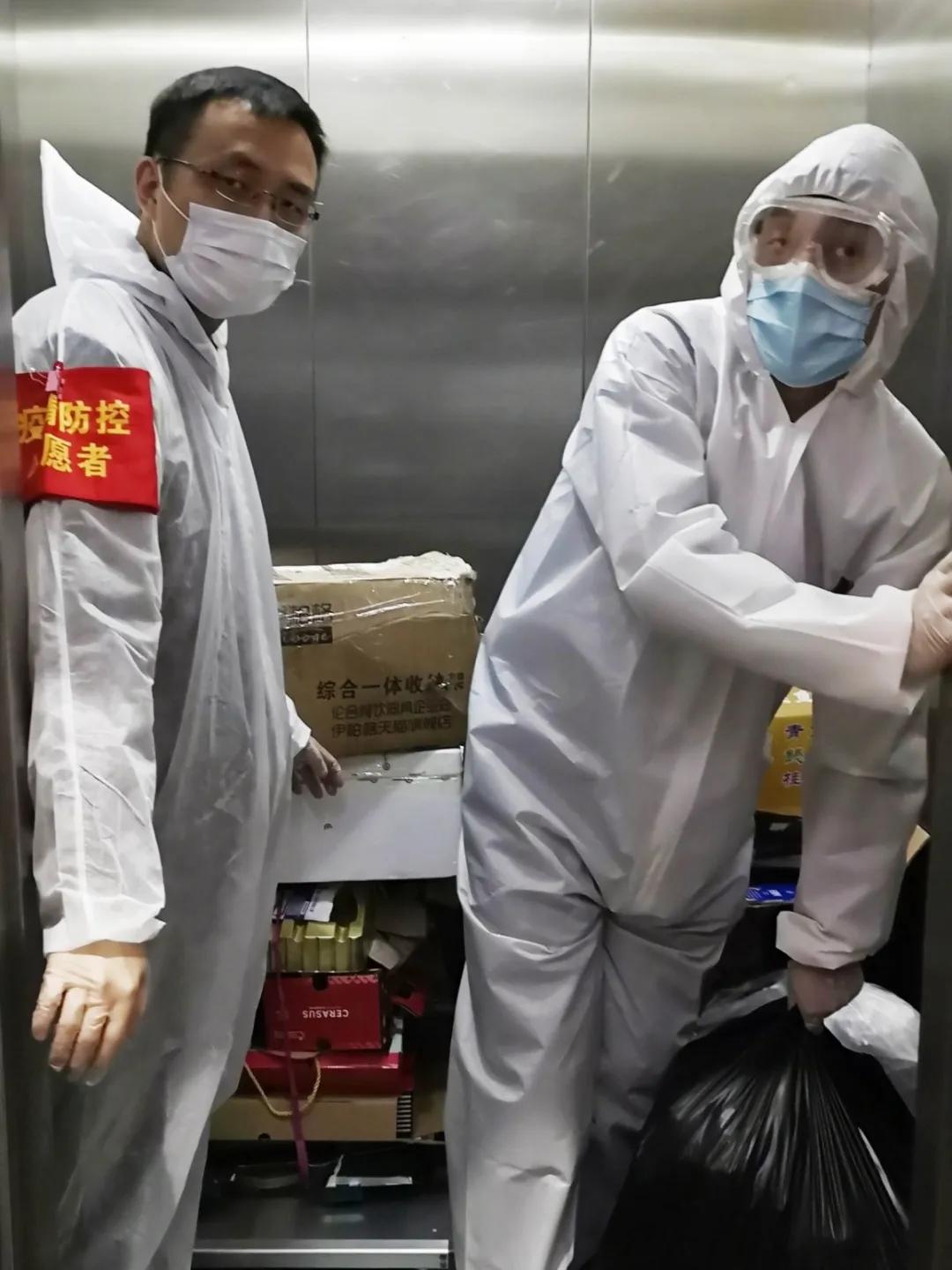 致敬在战疫一线的三位女民警,战疫队伍中有一群最美逆行者