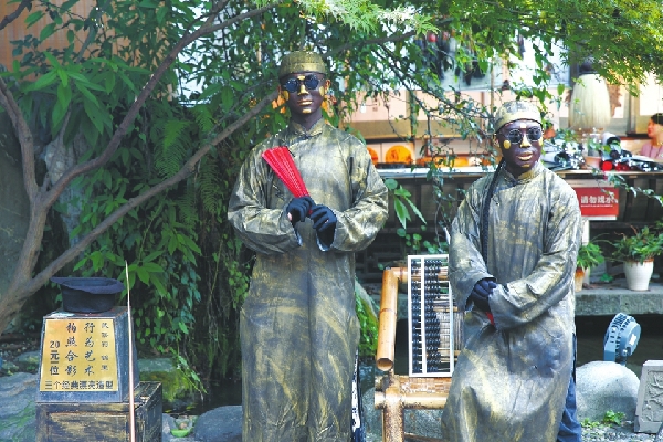 锦里铜人涂脸完整视频,成都锦里铜人