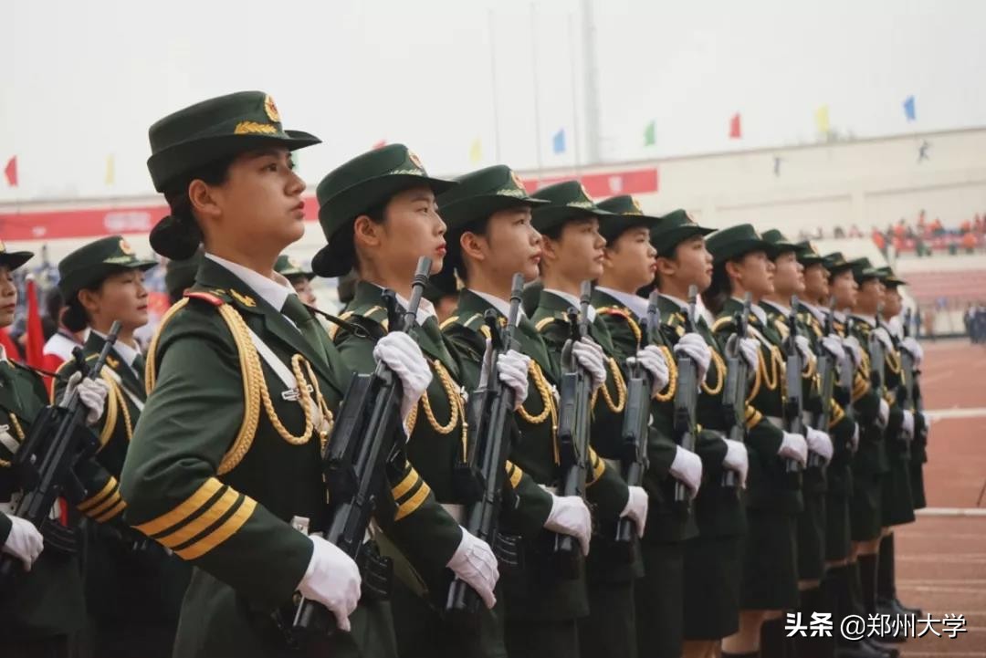 郑州大学阳光运动会800米,郑州大学春季运动会