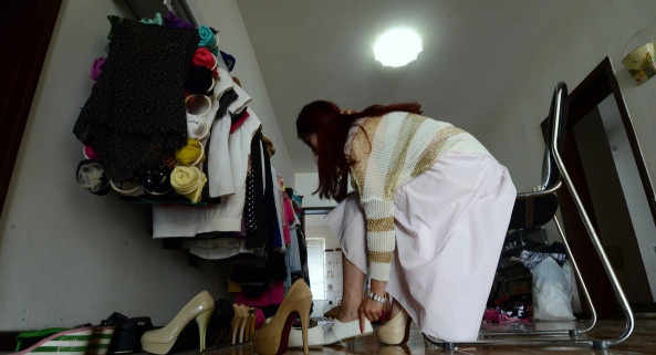 服装店实体店和网店利润,服装店和网店哪个更挣钱