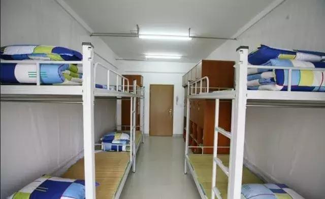 深圳前十中学宿舍,深圳四大高中宿舍图