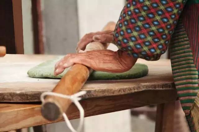 哪里的青团最正宗,青团哪个牌子最好吃