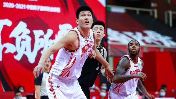 王仕鹏朱芳雨周琦郭艾伦,杜锋评价周琦王仕鹏