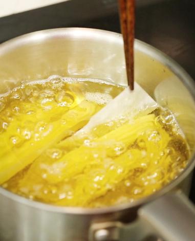 吉事果的制作方法烤箱版,不需烤箱的懒人版甜品无吉利片