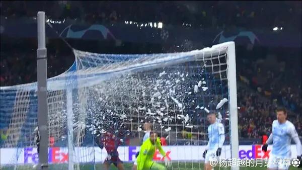 拜仁震撼瞬间,大巴黎vs拜仁雪战