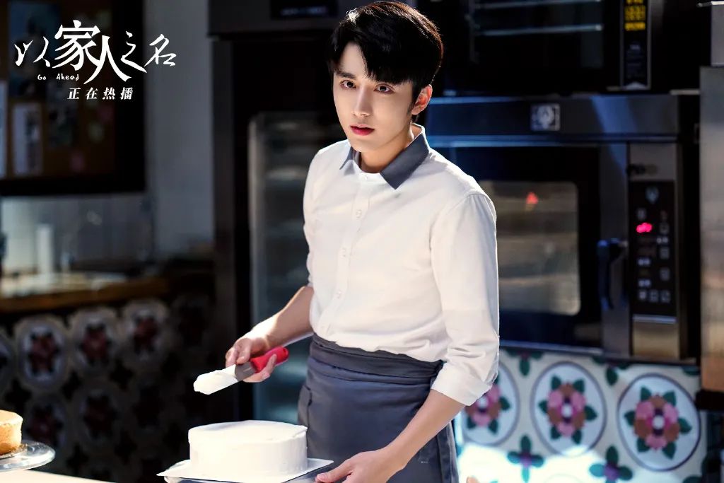 谭松韵是塌鼻子吗,谭松韵鼻子塌吗